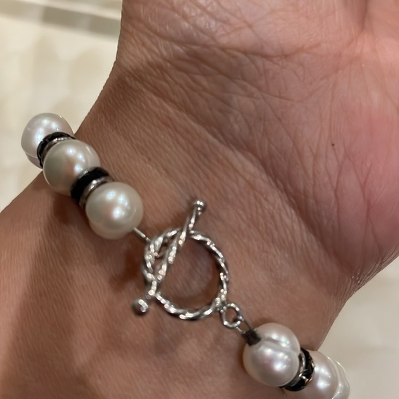 Fresh water pearls and Swarovski crystals bracelet - Picture 3 of 7